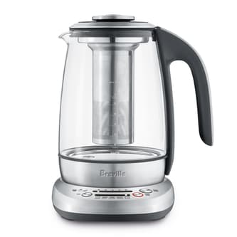 Side view of kettle with infuser.