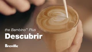Una máquina de café espresso pequeña que ofrece un gran sabor